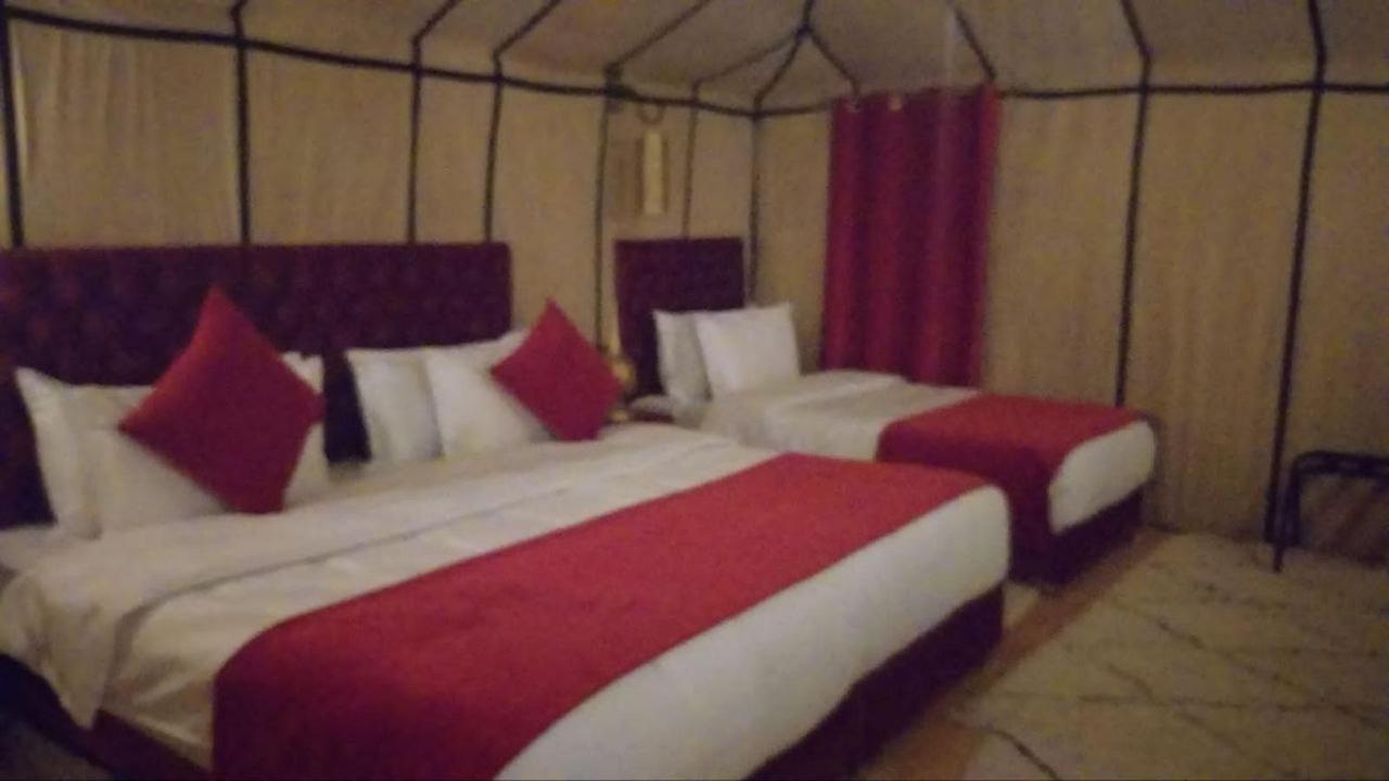 Отель Sahara Luxury Camp Vip Мерзуга Экстерьер фото