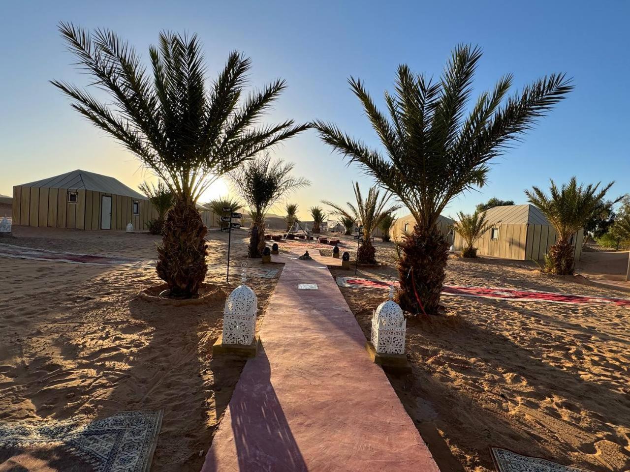 Отель Sahara Luxury Camp Vip Мерзуга Экстерьер фото